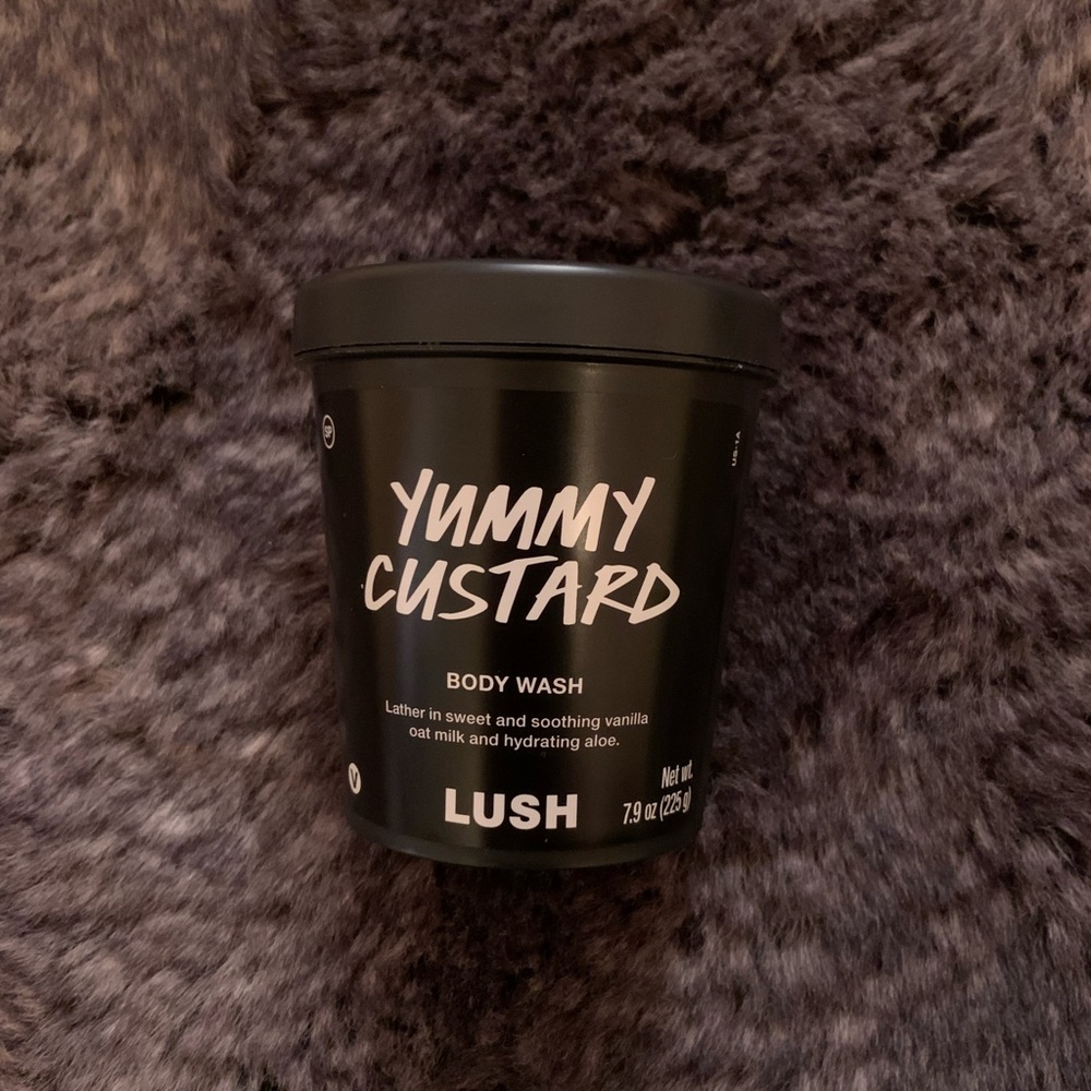 Lush Yummy Custard body wash